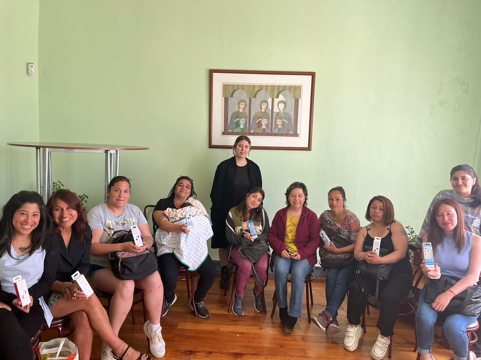 ALUMNAS EN PRÁCTICA DE LA UNAB REALIZARON TALLER EN FUNDACIÓN BETANIA ACOGE