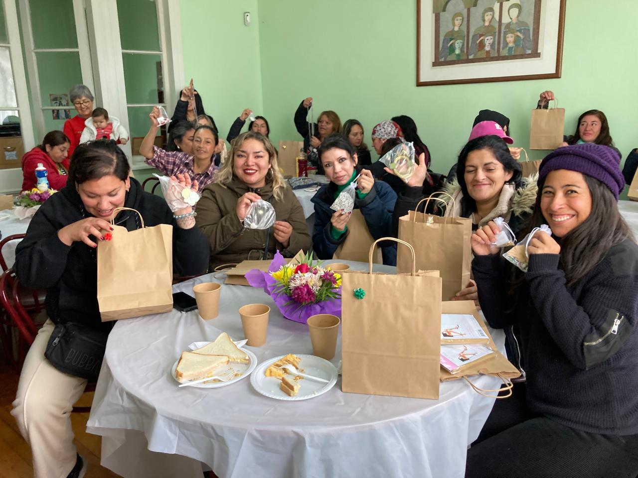 CELEBRACIÓN DEL DÍA DE LA MAMÁ
